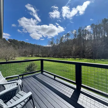 Firefly Fields 2-Acres With Guest House, Game Room, Mountain & River Views Sevierville Extérieur photo